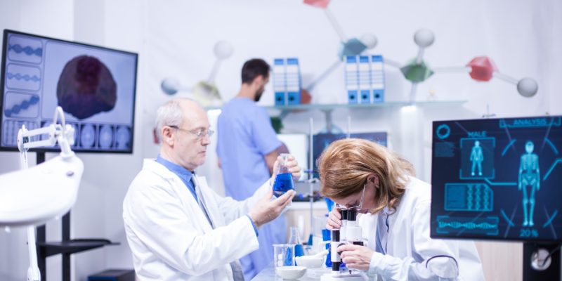 groupe-of-researchers-in-pharmacology-in-a-hospita-2025-02-19-17-23-54-utc